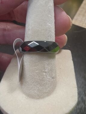 Faceted Hematite-Finish Women’s OR Men's Band Ring - Dark Metallic